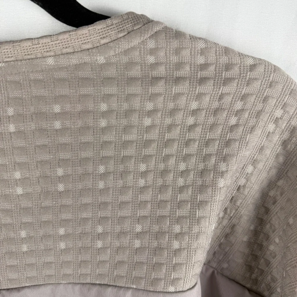 Nike Men's Tech Pack Kimono Woven Hybrid Running Top in Pumice Medium Athleisure